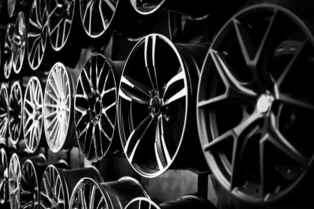 Aftermarket Upgrades for Cars - Custom Wheels