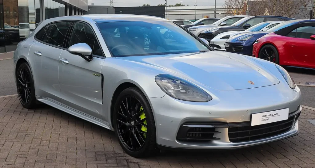 Best Looking Luxury Sedans - Porsche Panamera