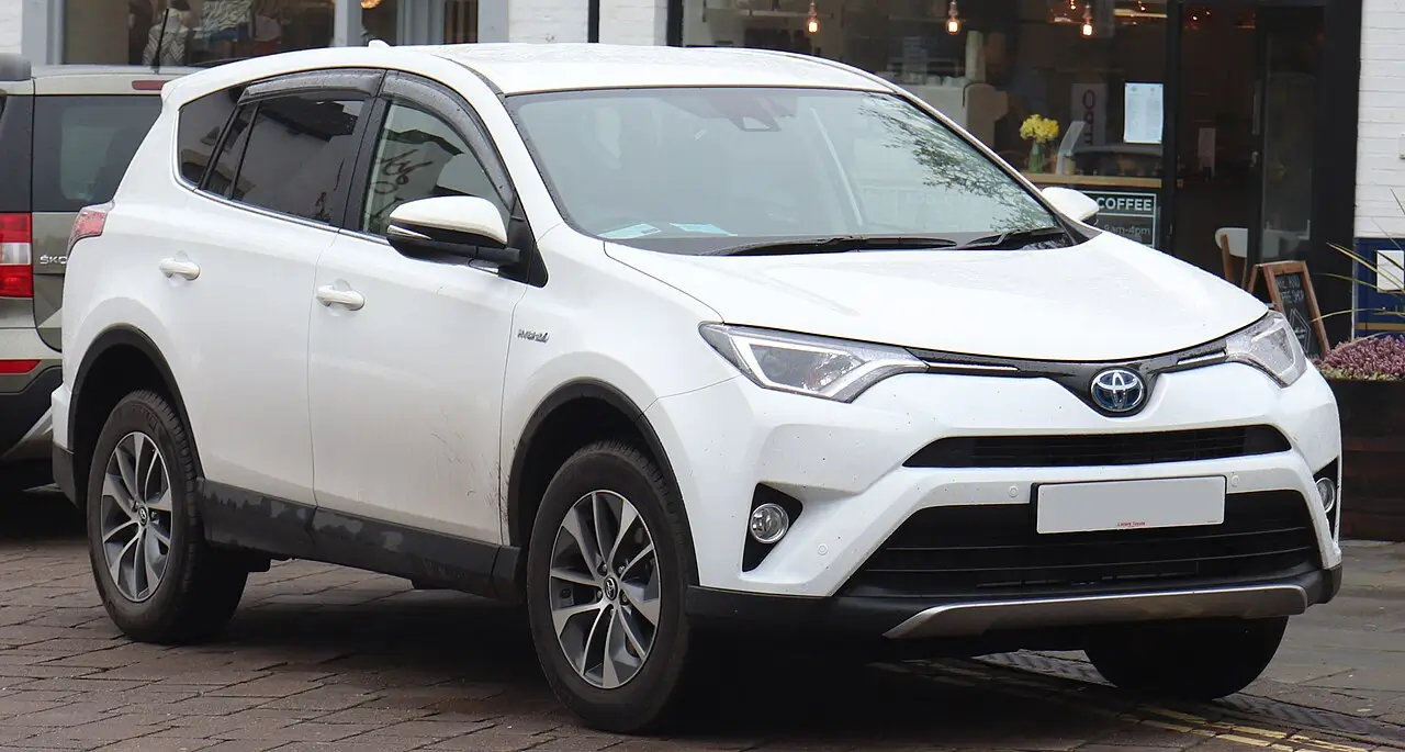Affordable Winter Cars - Toyota RAV4 AWD