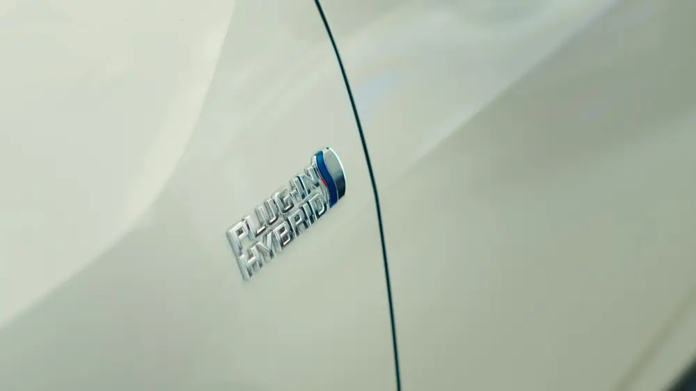 hybrid vs gas vs electric - Plug-In Hybrid